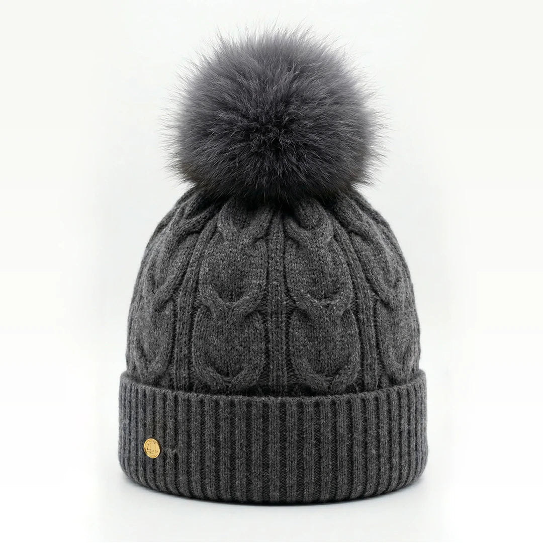 Victoria Classic Cashmere Beanie in Gray