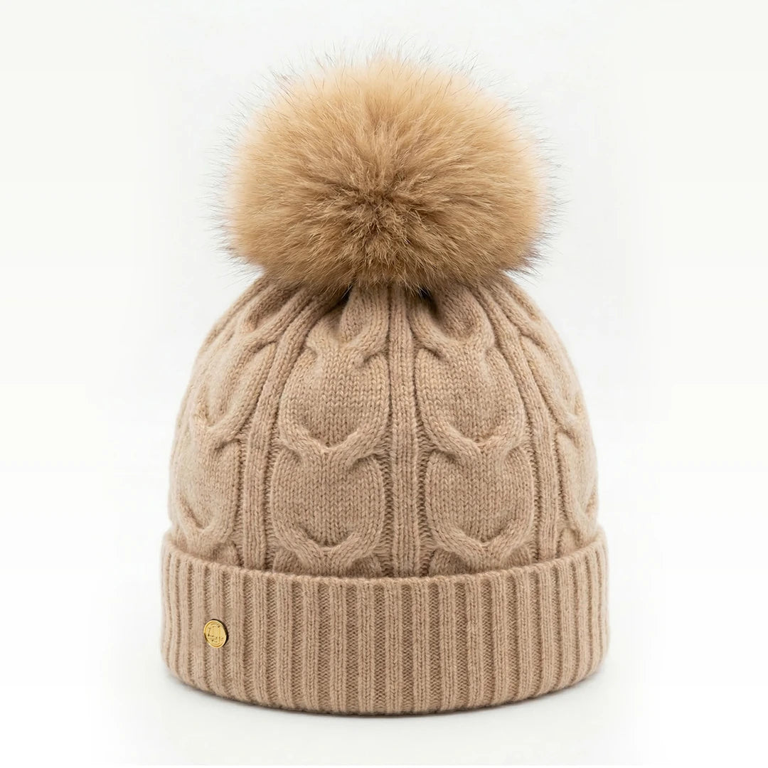 Victoria Classic Cashmere Beanie in Natural