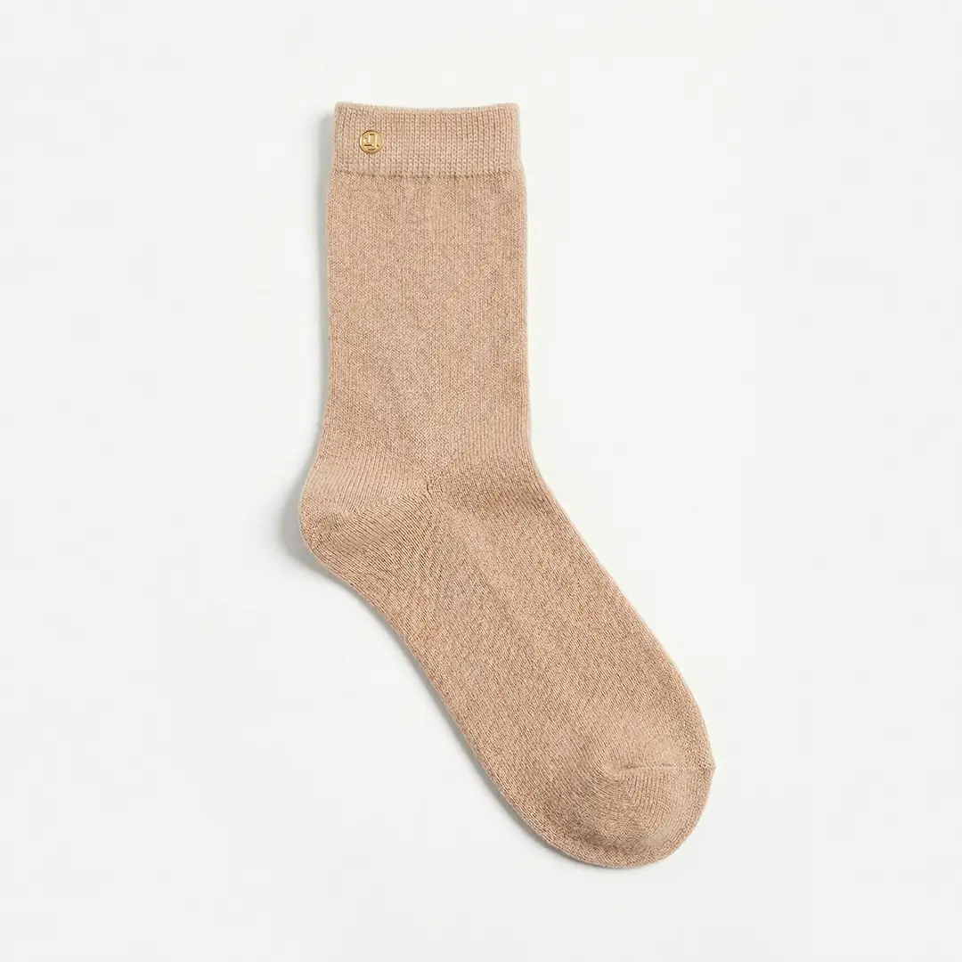 Victoria Classic Cashmere Socks in Natural